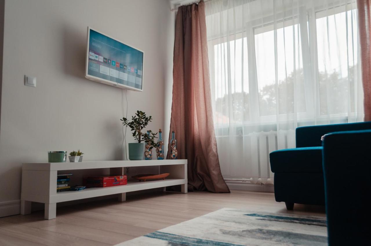 ヴァルミエラRigas Ielas Apartamenti 1アパートメント エクステリア 写真