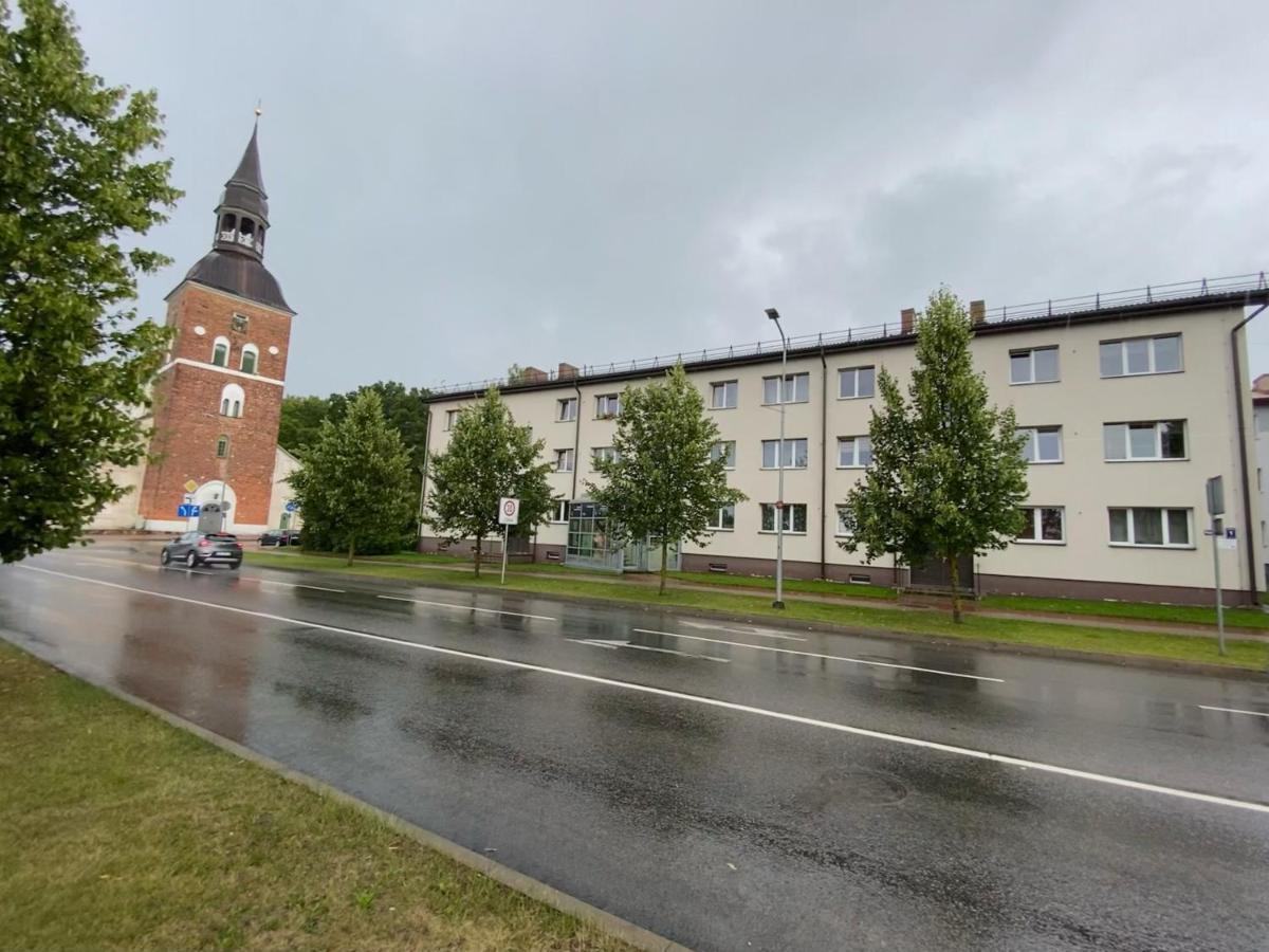ヴァルミエラRigas Ielas Apartamenti 1アパートメント エクステリア 写真